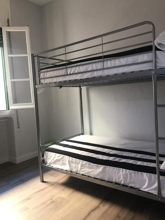 Jmg Hostels Madrid Exteriér fotografie