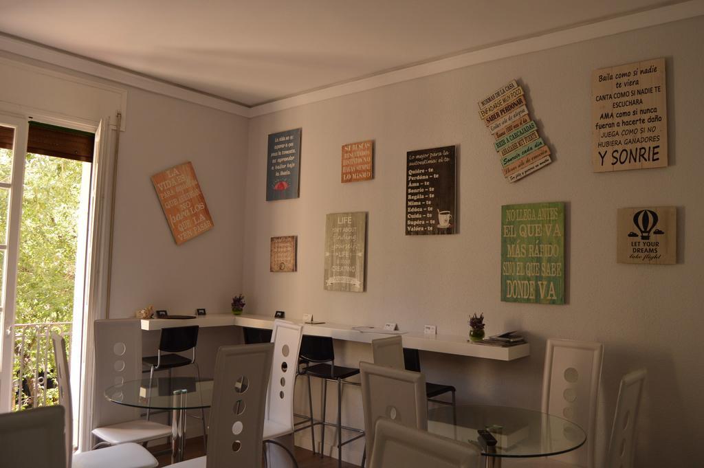 Jmg Hostels Madrid Exteriér fotografie